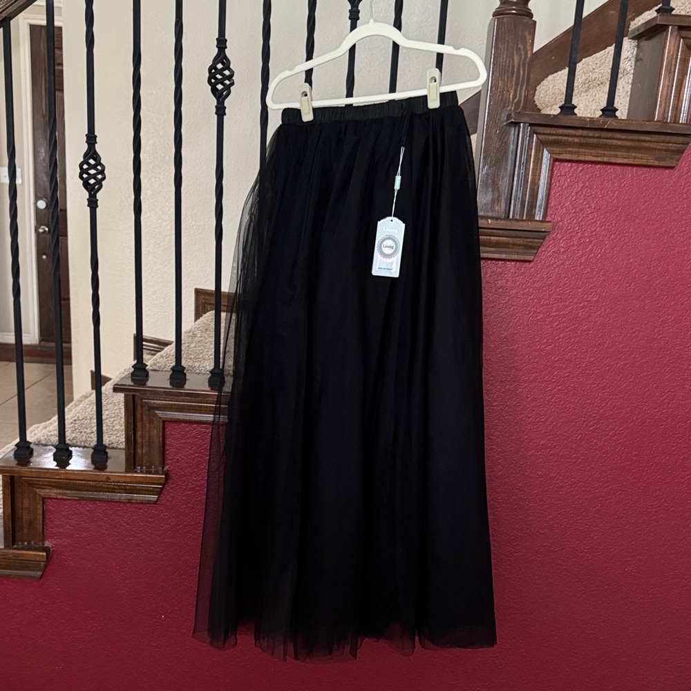 Chic Black Tulle A-Line Skirt